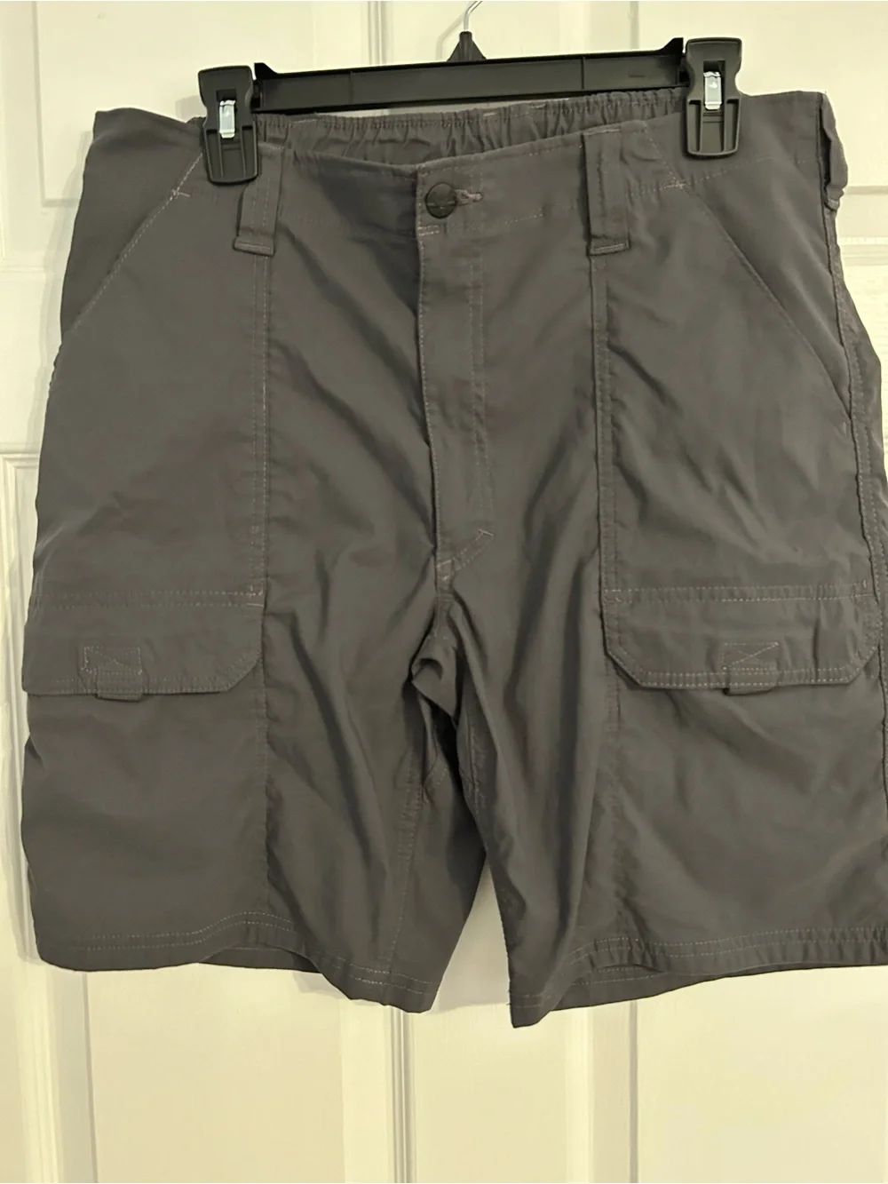Wrangler Men's Gray Cargo Shorts with Utility Pockets